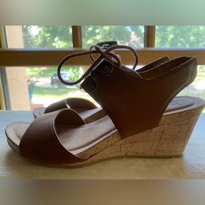 BOC Comfort Leather Ankle Tie Wedge Sandals in Caramel Tan